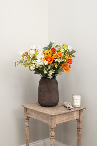 artificial flower arrangment