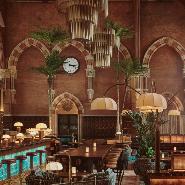 artificial majesty palm in london booking office
