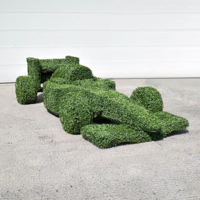 artificial topiary F1 car