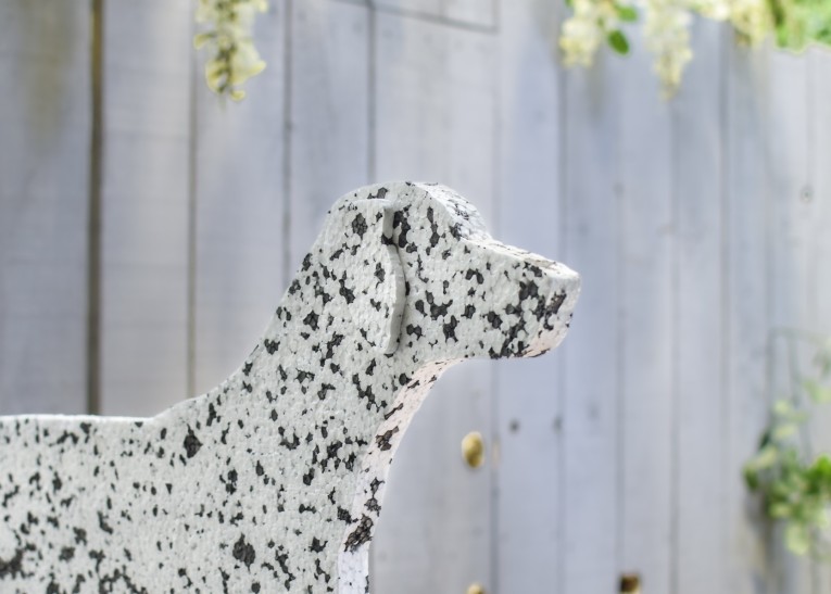 polystyrene dog